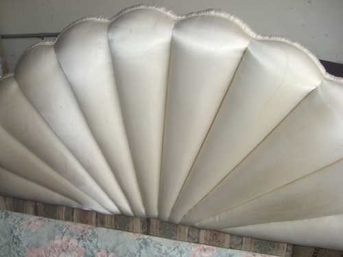 Custom Headboards & Beddings